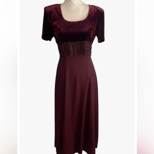Vintage 90s Jody CA Maroon Maxi Dress with velvet /Lace bodice Sz 7 Juniors